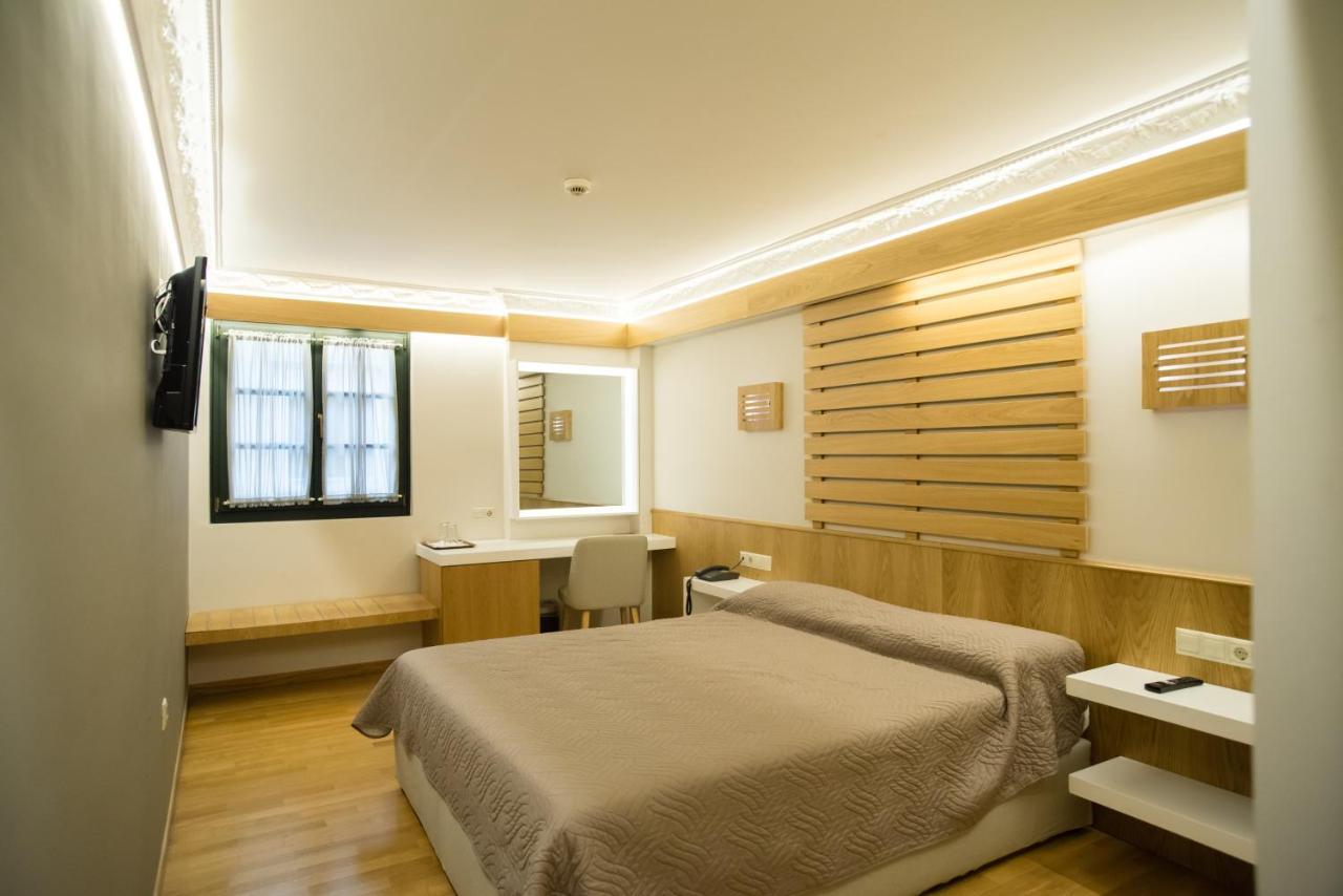 Byzantino Hotel Патра Экстерьер фото