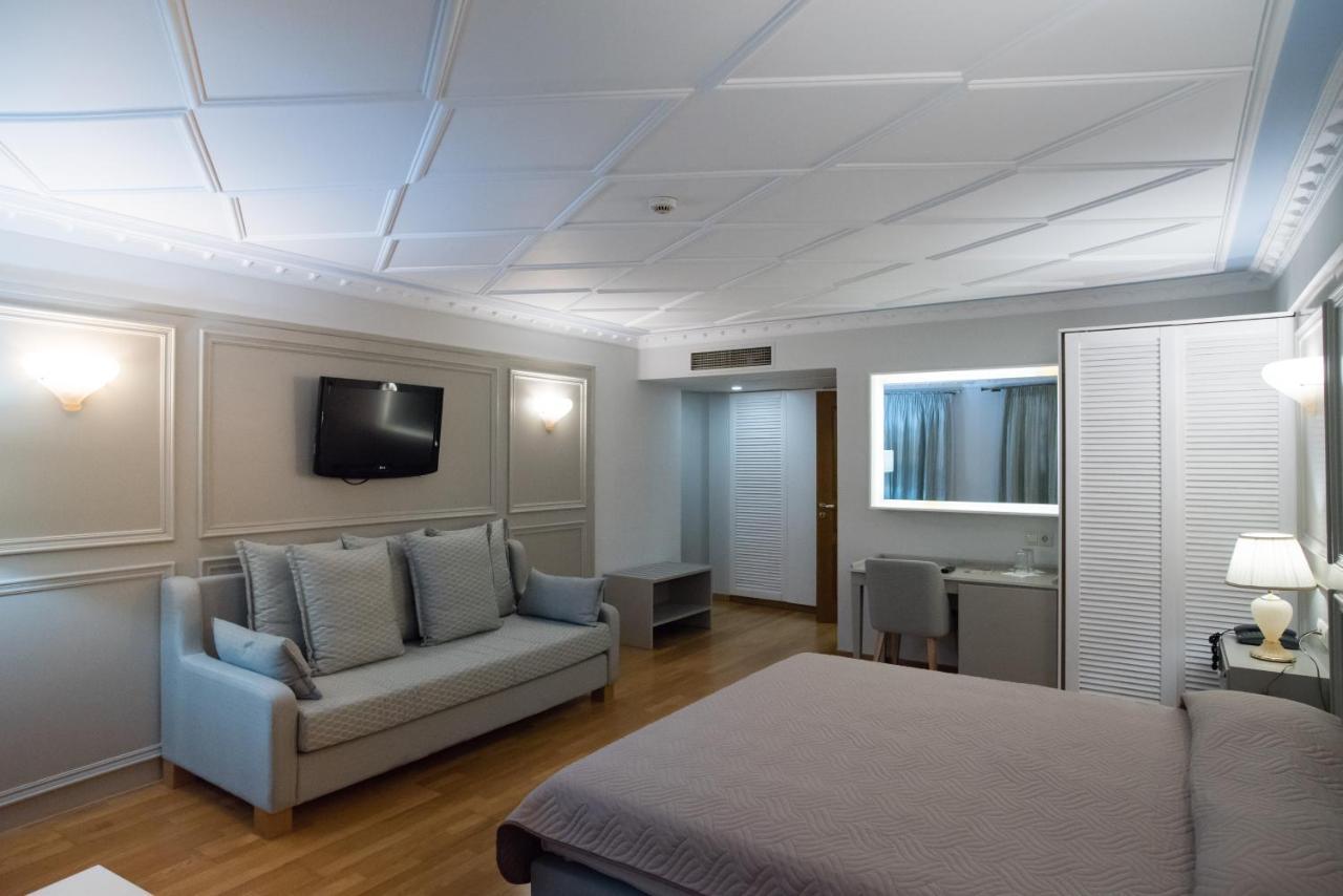 Byzantino Hotel Патра Экстерьер фото